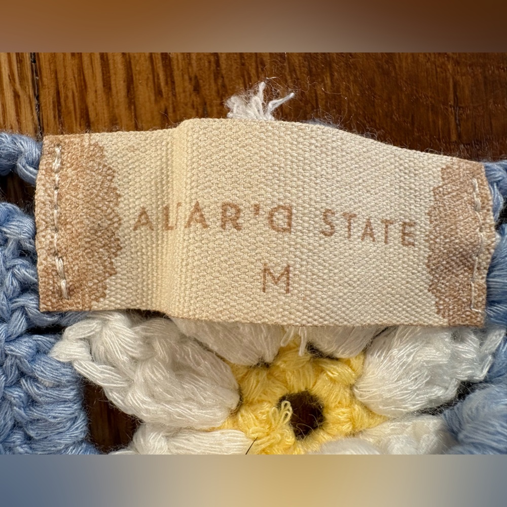 Altar’d State Crochet Tank Top Sleeveless Blue White Flowers Cottagecore M - Picture 7 of 9